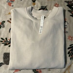NWOT Lululemon Softstreme cropped sweatshirt